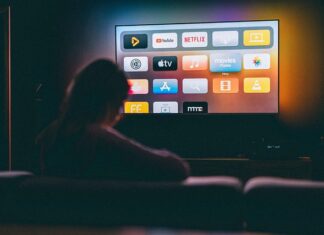 Sony Bravia 7 II wygląda jak droższy model. Czy pod obudową też kryje się flagowiec